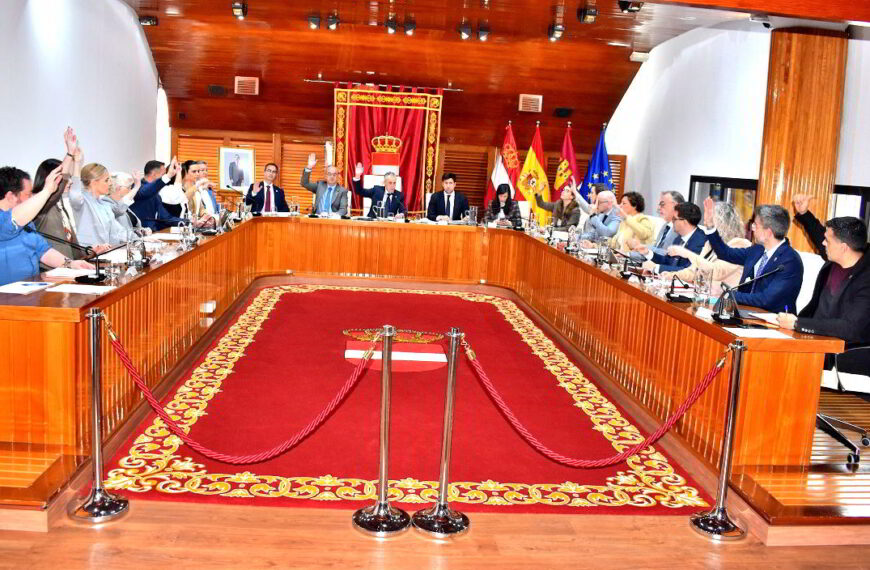 El Pleno da Luz Verde a la Reforma de la Ordenanza de Movilidad y Comienza el Proceso de Rescisión del Contrato del Restaurante en el Paseo del Bosque