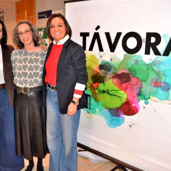 Estudiantes de 4º de ESO del IES Juan de Távora Celebran el Romántico Espíritu de San Valentín en su Gala Anual