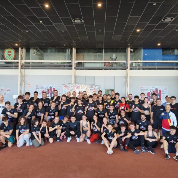 Éxito de participación en Puertollano: Más de 100 asistentes en la masterclass de boxeo con Rafael Lozano, medallista olímpico, y su hijo, subcampeón mundial