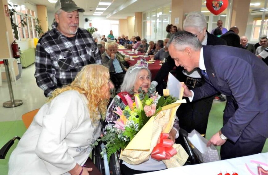 La Alcaldía celebra el Centenario de Francisca Rodríguez con una Ceremonia de Honor