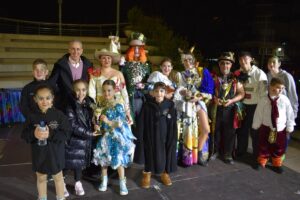 Triunfadores del Carnaval Nacional: ‘Los Perchas’, ‘Sueños del Arte’ y ‘Meraki Soul’ Conquistan los Galardones Especiales en la Competencia de Carrozas y Comparsas