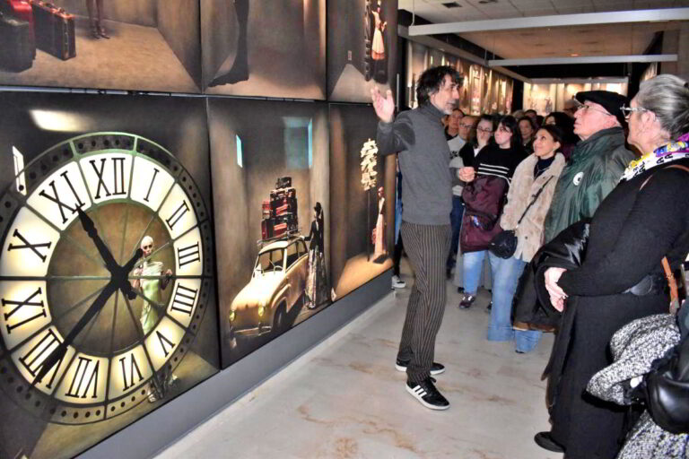 ¡No te la pierdas! Cierre inminente de la aclamada muestra fotográfica de Eugenio Recuenco