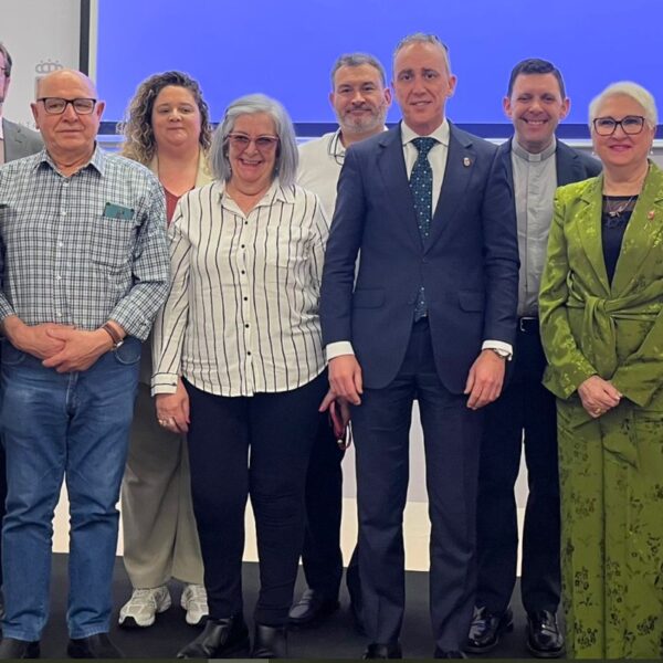 Ayuntamiento apoya la fundación de Puertosigna, la nueva asociación para individuos con sordera