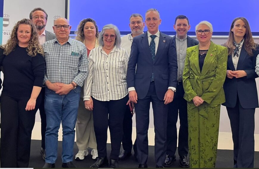 Ayuntamiento apoya la fundación de Puertosigna, la nueva asociación para individuos con sordera