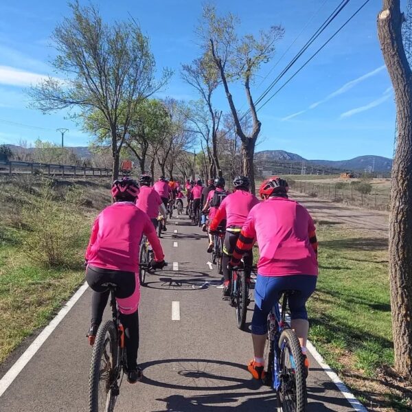 Cicloturismo Femenino en Foco: La VII Marcha de Mujeres Ciclistas Conquistará el Corazón de Puertollano y la Dehesa Boyal