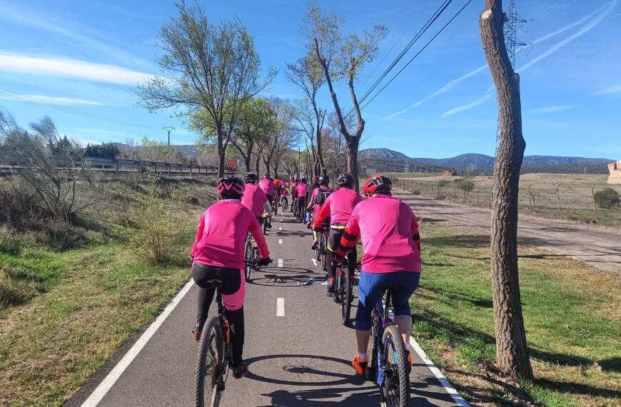 Cicloturismo Femenino en Foco: La VII Marcha de Mujeres Ciclistas Conquistará el Corazón de Puertollano y la Dehesa Boyal