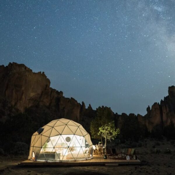 El Eclipse Total de Sol Atrae a Viajeros Internacionales a Destinos Rurales Españoles Este Verano