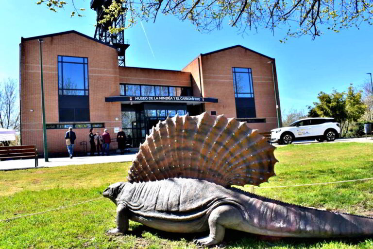 Explora la Prehistoria: Una Visita a la Galería Fotográfica del Recién Inaugurado ‘Jurassic Park’ en el Museo de la Minería