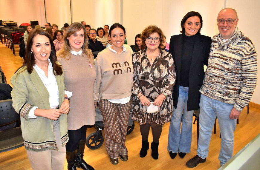 María Gracia Gil: Pilar Fundamental en la Promoción del Bienestar de Usuarios de Asistencia Domiciliaria