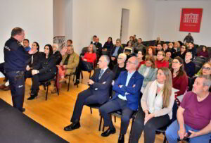 Tus Documentos a un Toque: el DNI Digital Llega a los Móviles desde el 2 de Abril, Anuncia la Policía Nacional