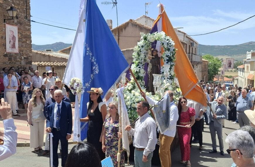 El Villar Celebra su Fe: Día Grande de Fiestas en Honor a San Antonio