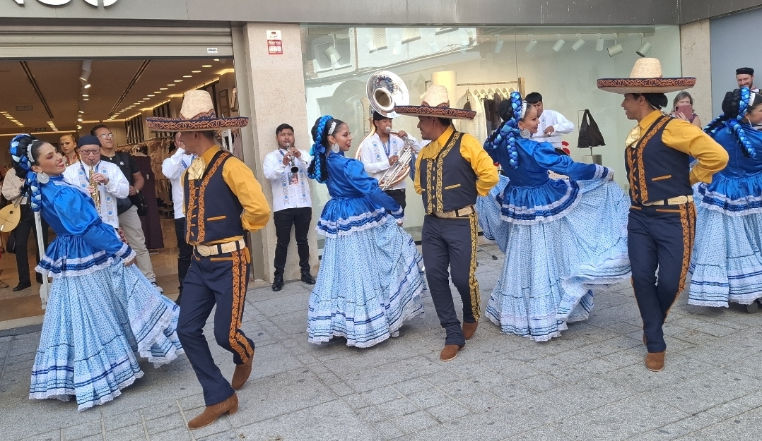 Puertollano Acoge con Entusiasmo a los Participantes del 39º Festival Internacional de Folclore