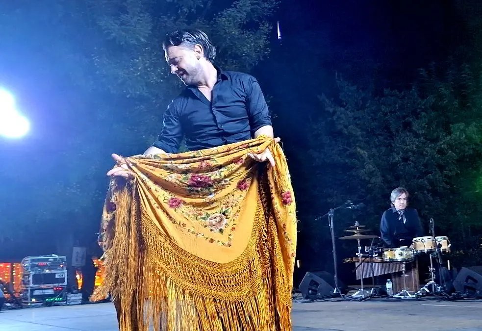 El bailaor José Carlos Ledesma durante su actuación en la Concha de la Música de Puertollano