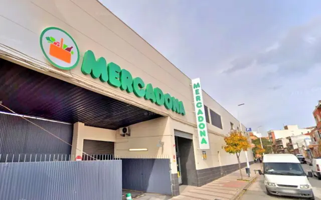 Local comercial de la calle Asdrúbal en Puertollano donde abrirá un nuevo supermercado