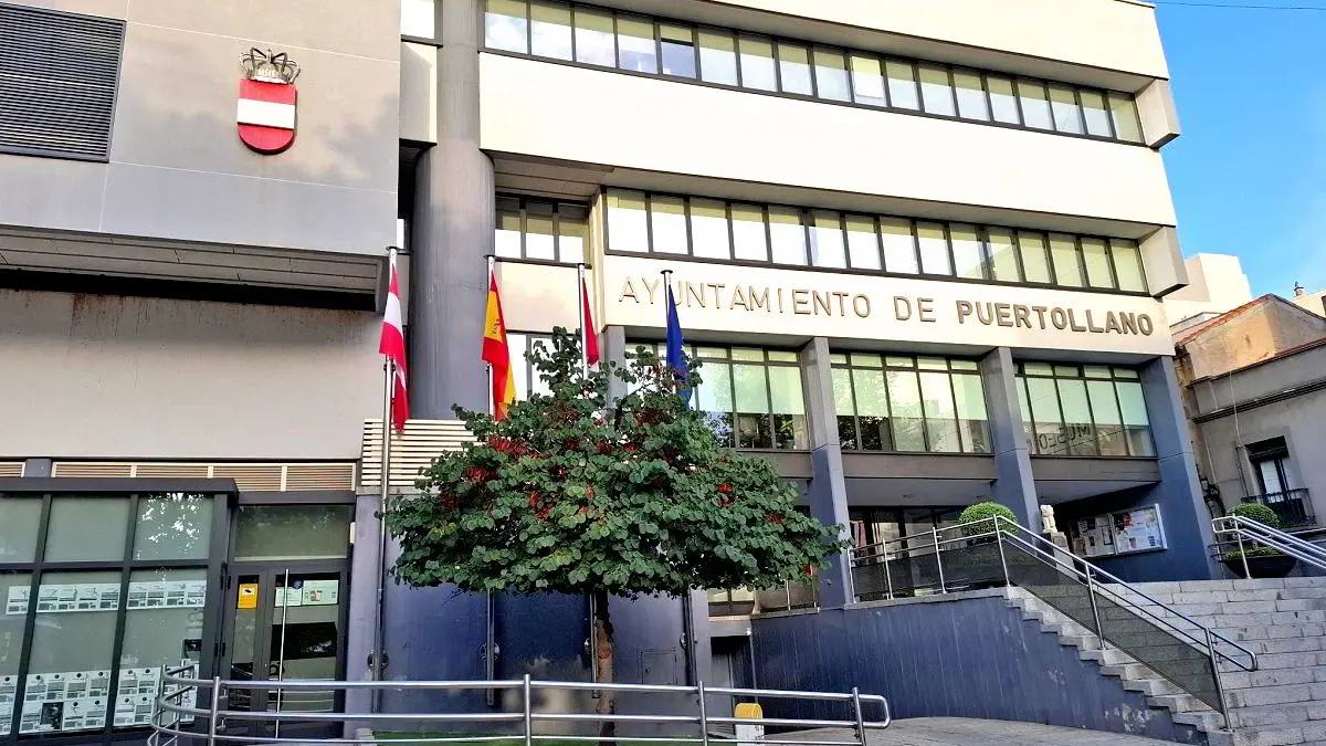 Fachada del Ayuntamiento de Puertollano