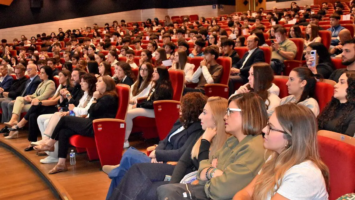 Cartel del II Congreso Educando en Valores de Puertollano