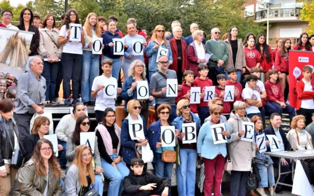 Lectura del manifiesto del Día Internacional para la Erradicación de la Pobreza en Puertollano