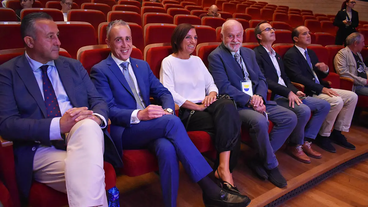 Participantes en las XLI Jornadas de la Sociedad Española de Paleontología celebradas en Puertollano