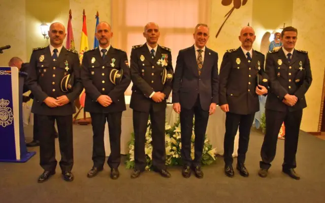 Acto institucional de la Policía Nacional en Puertollano con entrega de reconocimientos